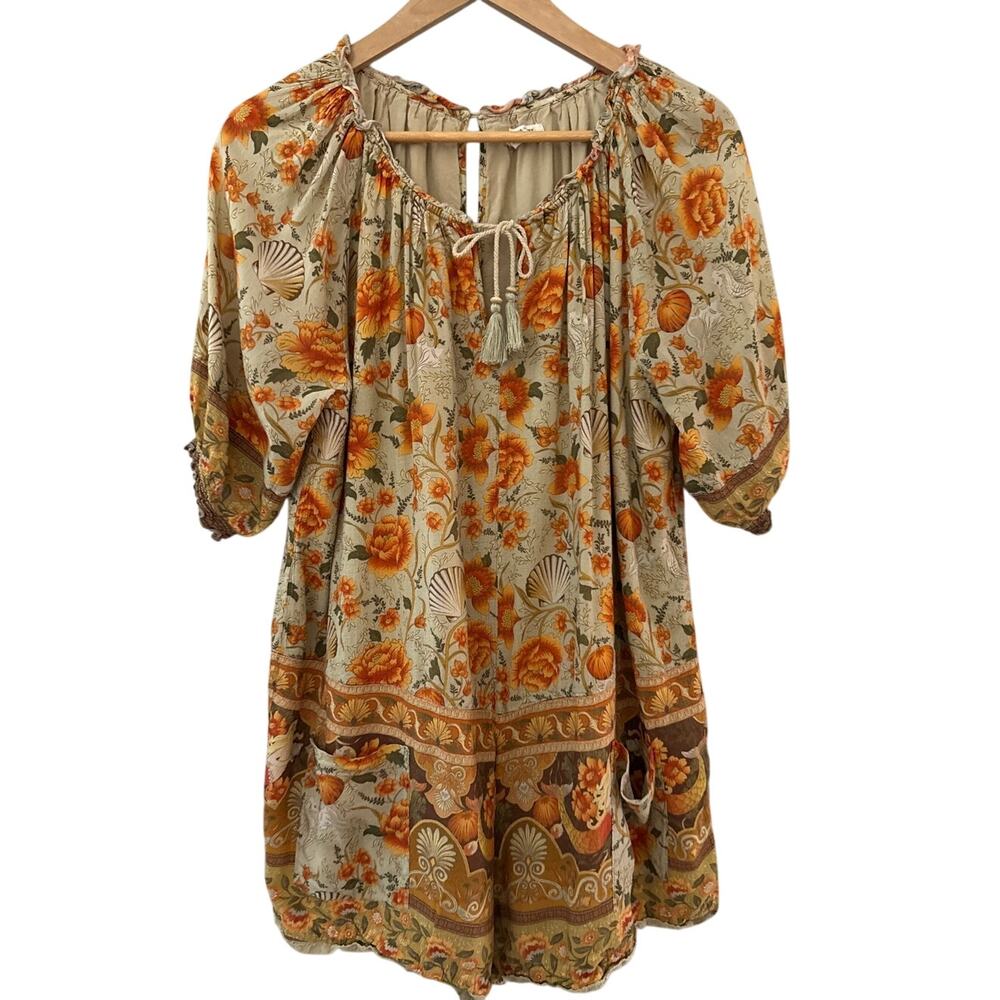 Spell & the Gypsy Seashell Romper Sand Size Large - Picture 5 of 10